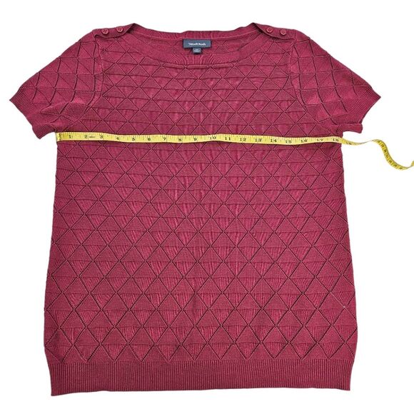 Modcloth Short Sleeve Textured Sweater, Size Mauve, Medium, Excellent Condition - Picture 3 of 15